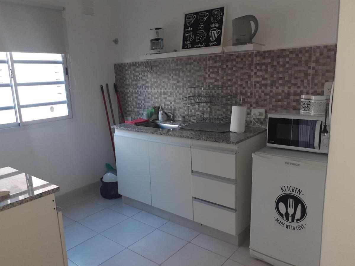 Departamento Witcomb Con Estacionamiento Apartman Bahía Blanca Kültér fotó
